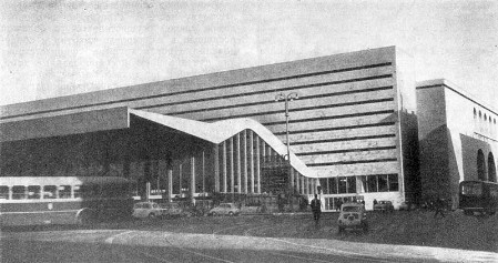 Рим. Вокзал Термини, 1948—1950 гг. Архитекторы А. Вителоцци и др
