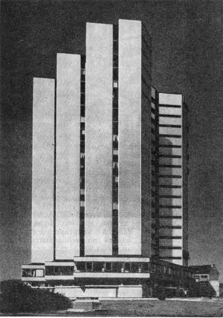 Монреаль. Женское общежитие университета, 1965 г. Архитекторы Папино, Ж. Лажуа, Ле Блан